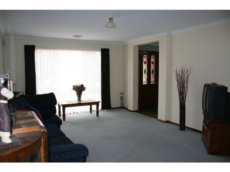 115 Yellowgum Boulevard, Sunbury VIC 3429