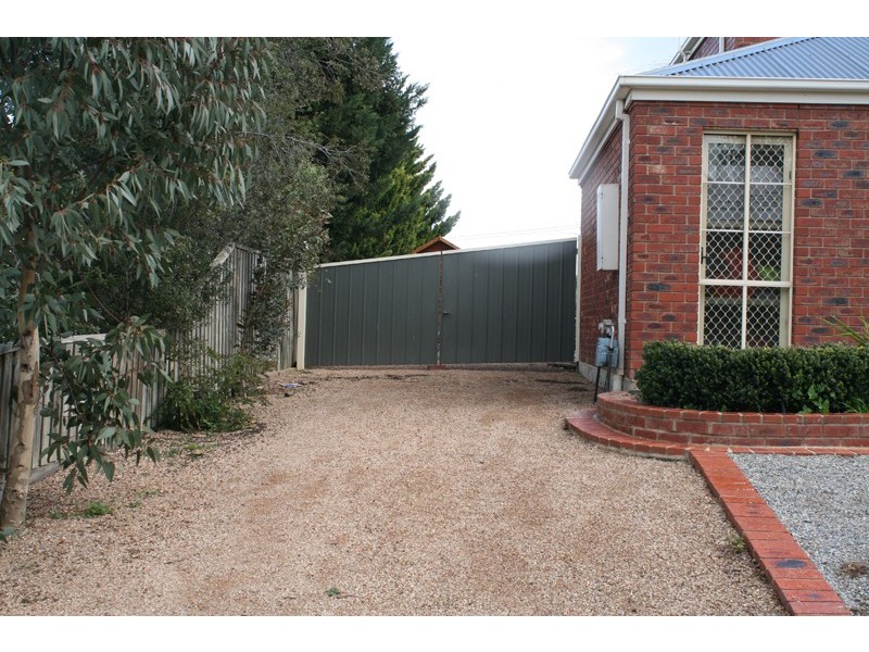 115 Yellowgum Boulevard, Sunbury VIC 3429