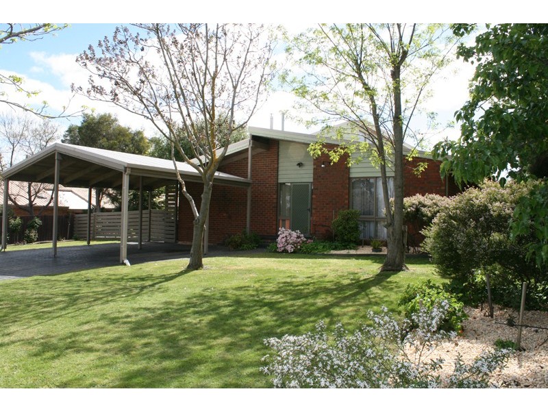 16 Stockfeld Street, Sunbury VIC 3429