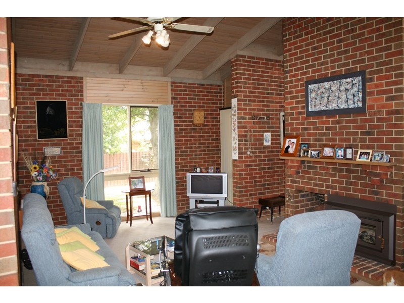 16 Stockfeld Street, Sunbury VIC 3429