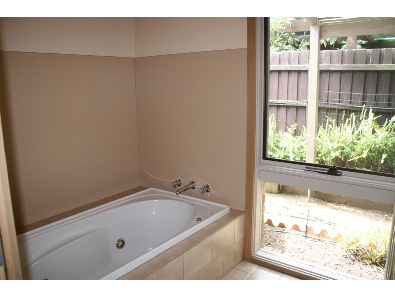 16 Stockfeld Street, Sunbury VIC 3429