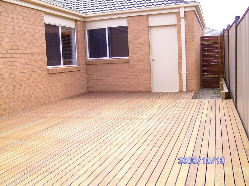 5 Finch Lane, Sunbury VIC 3429