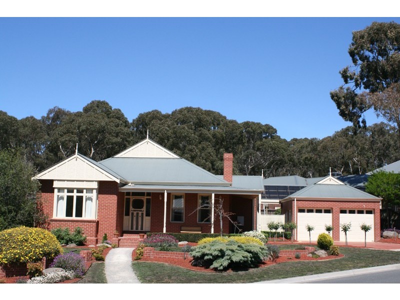 45 Fullwood Drive, Sunbury VIC 3429