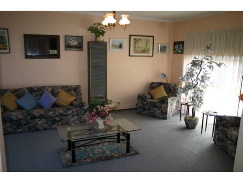 3 Page Place, Sunbury VIC 3429