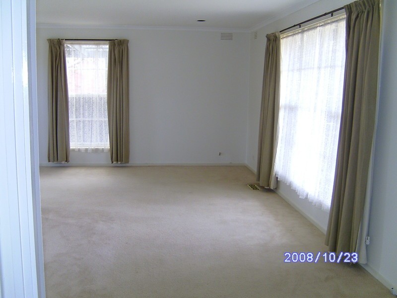 27 Menzies Drive, Sunbury VIC 3429