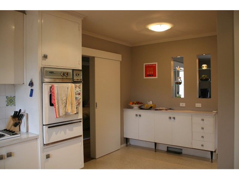 137 McKell Avenue, Sunbury VIC 3429