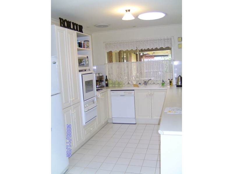 12 Cowper Crescent, Sunbury VIC 3429