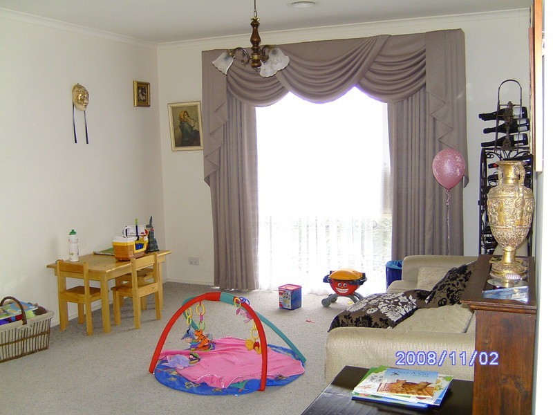 12 Cowper Crescent, Sunbury VIC 3429