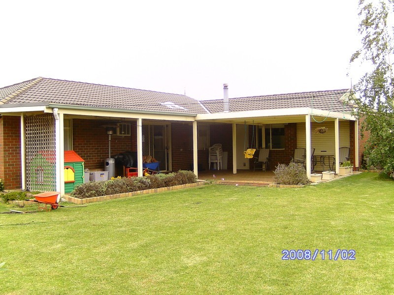 12 Cowper Crescent, Sunbury VIC 3429