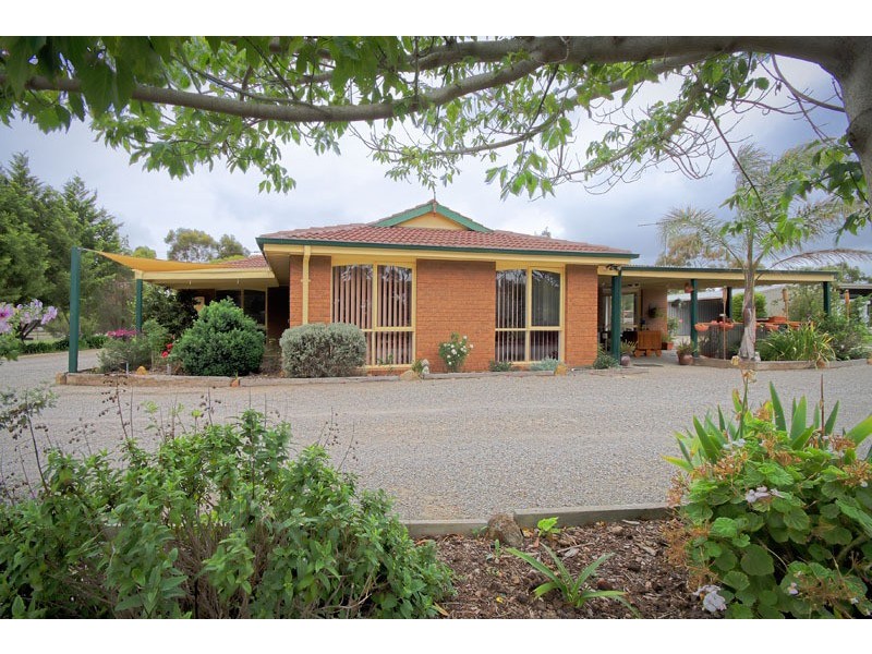 55 Stockwell Drive, Sunbury VIC 3429