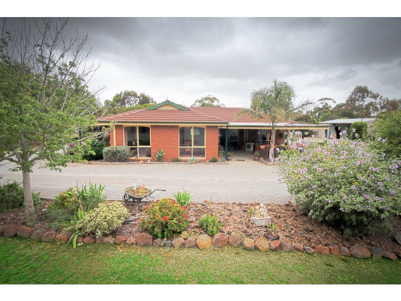55 Stockwell Drive, Sunbury VIC 3429