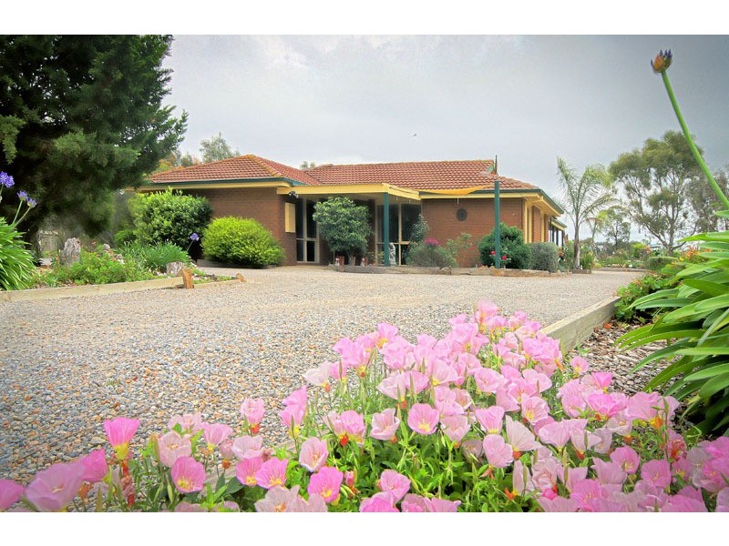 55 Stockwell Drive, Sunbury VIC 3429