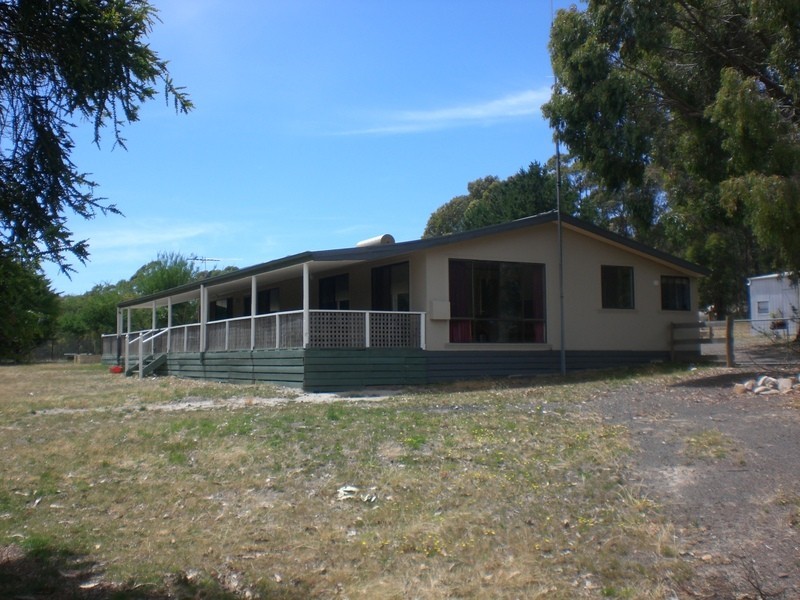 214 Kitchenhams Road, Lancefield VIC 3435