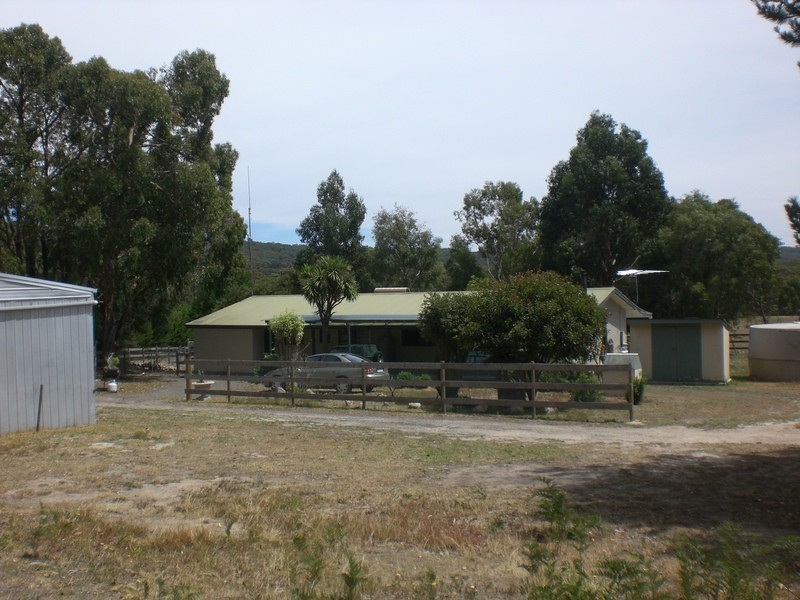 214 Kitchenhams Road, Lancefield VIC 3435