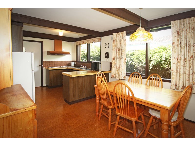 5 Lawson Street, Sunbury VIC 3429