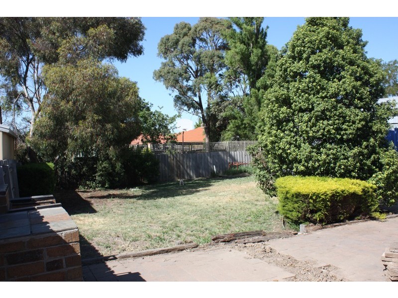 35 Keith Avenue, Sunbury VIC 3429