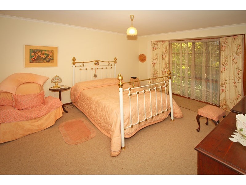 34 Blaxland Drive, Sunbury VIC 3429