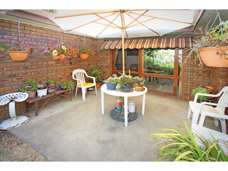 34 Blaxland Drive, Sunbury VIC 3429