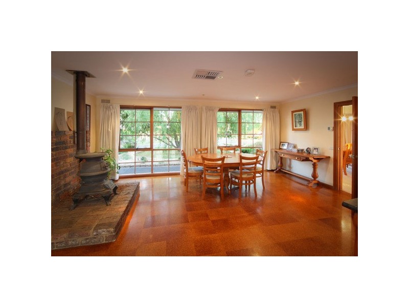145 Palmers Road, Sunbury VIC 3429