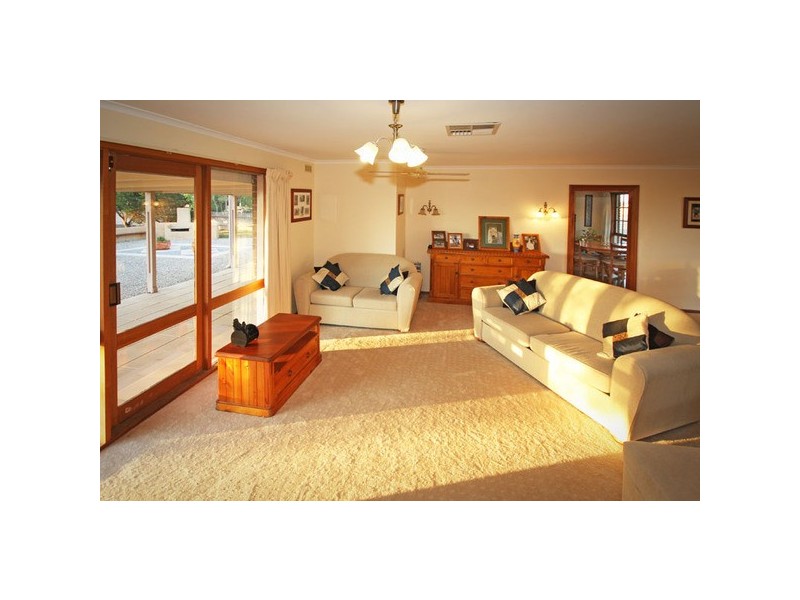 145 Palmers Road, Sunbury VIC 3429