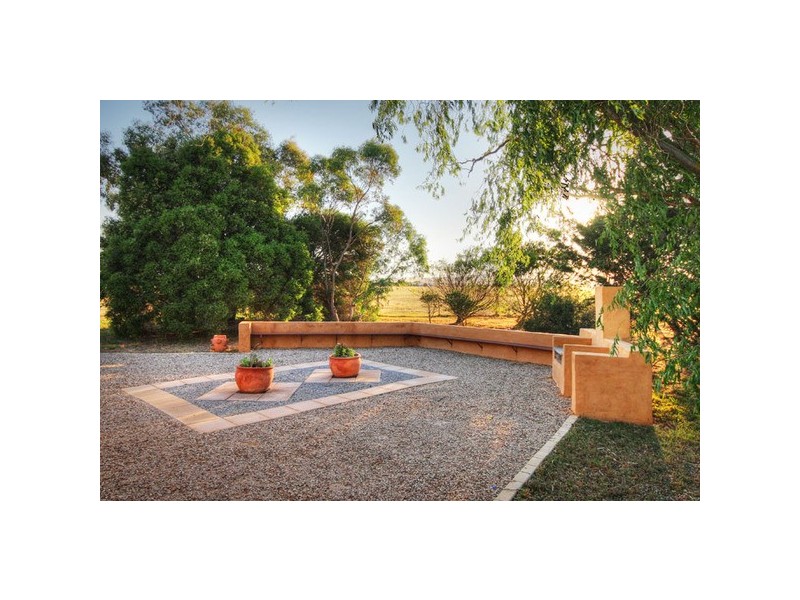 145 Palmers Road, Sunbury VIC 3429
