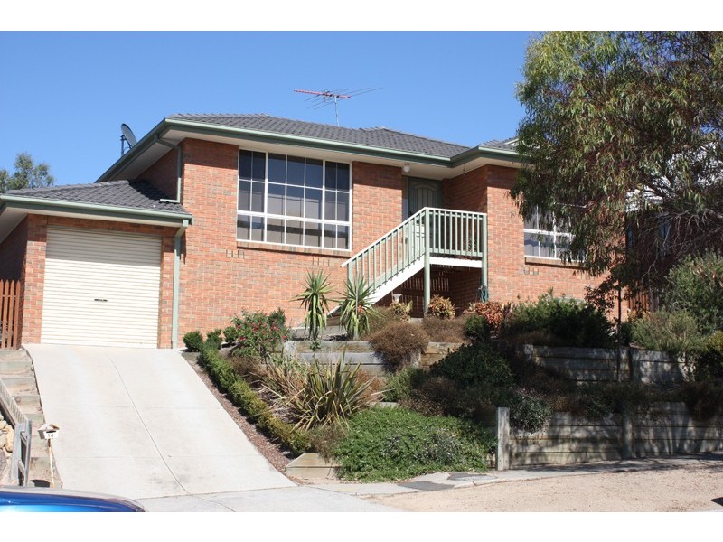 14 Rees Road, Sunbury VIC 3429