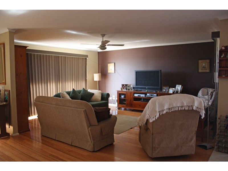 14 Rees Road, Sunbury VIC 3429
