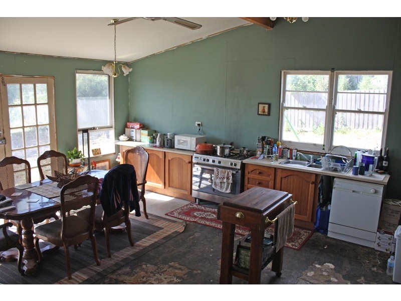 82 Main Road, Lancefield VIC 3435