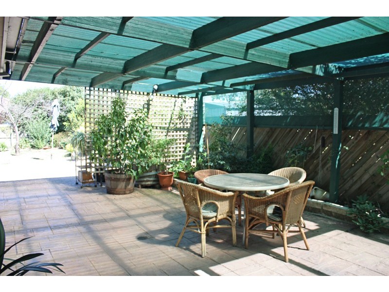 2 Lindrick Court, Sunbury VIC 3429