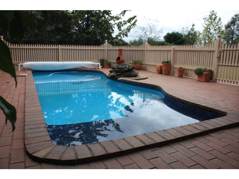 4 Wattle Drive, Sunbury VIC 3429
