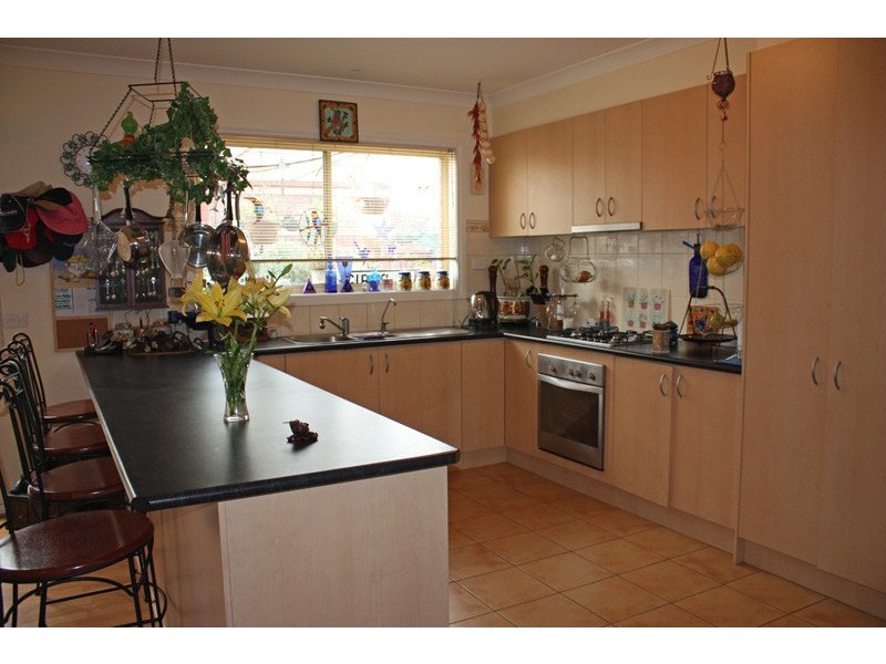 2 Healy Avenue, Sunbury VIC 3429
