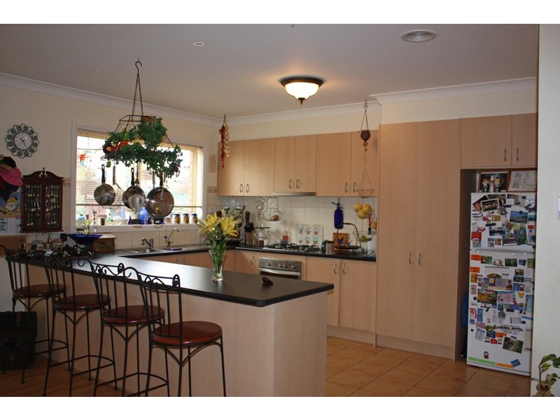 2 Healy Avenue, Sunbury VIC 3429