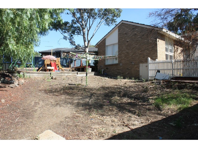 62 Higgins Avenue, Sunbury VIC 3429