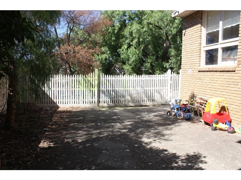 62 Higgins Avenue, Sunbury VIC 3429