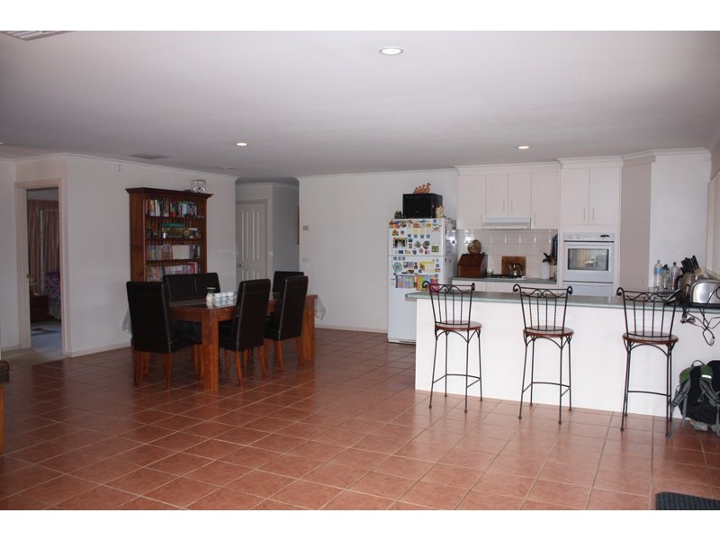 12 Chappell Court, Sunbury VIC 3429