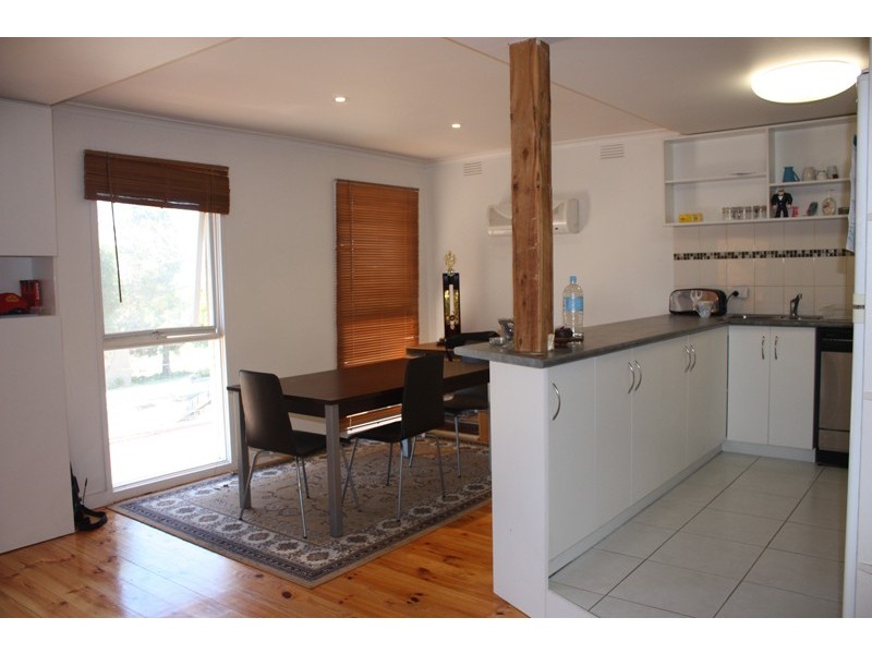 17 Drysdale Street, Sunbury VIC 3429