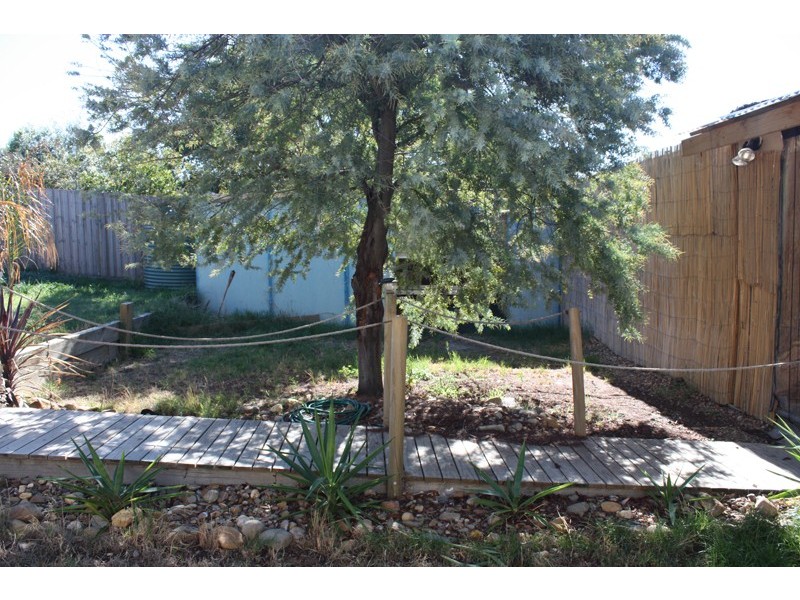 17 Drysdale Street, Sunbury VIC 3429