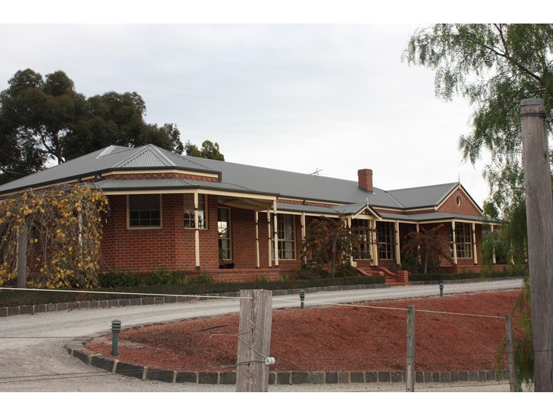40 The Parkway, Sunbury VIC 3429