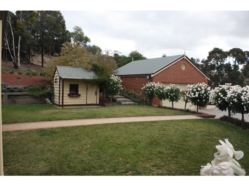 40 The Parkway, Sunbury VIC 3429
