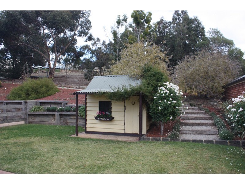 40 The Parkway, Sunbury VIC 3429