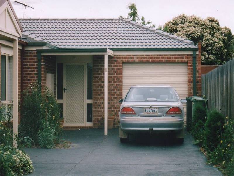 8/153 O’Shanassy  Street, Sunbury VIC 3429