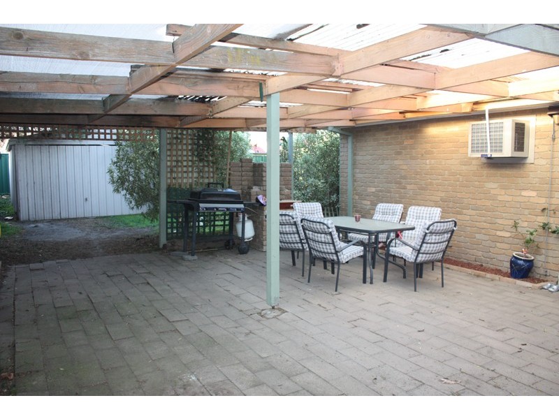 70 Dunrossil Drive, Sunbury VIC 3429