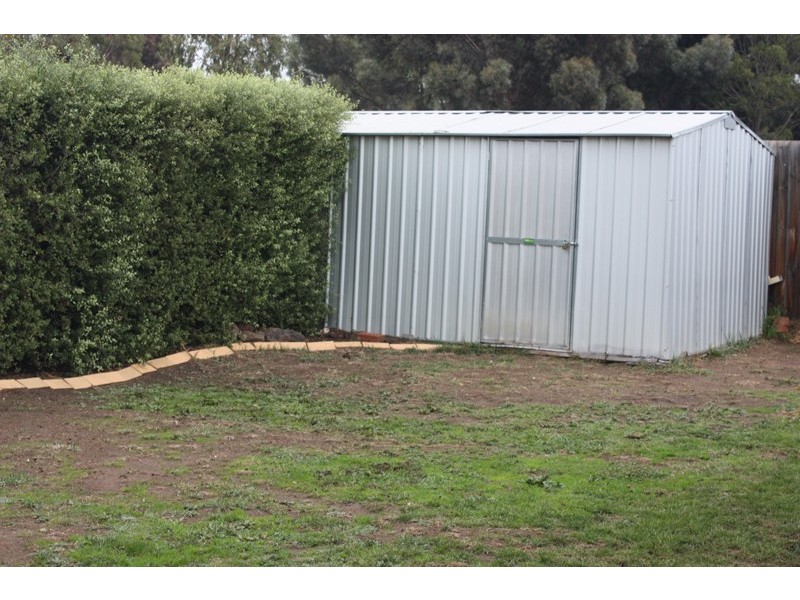13 Peterhouse Court, Sunbury VIC 3429
