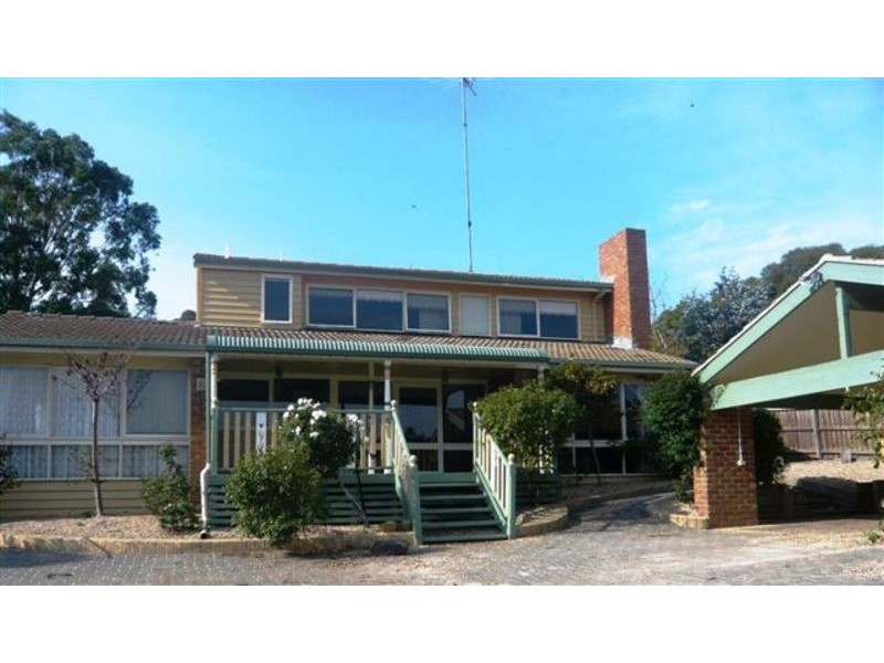 8 Trap Street, Bulla VIC 3428