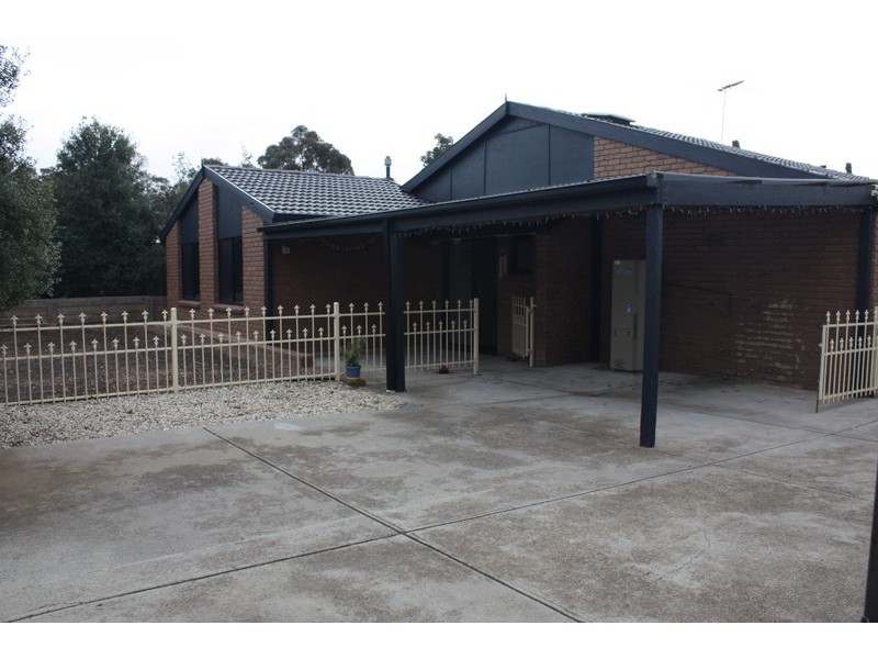 15 Fraser Court, Sunbury VIC 3429