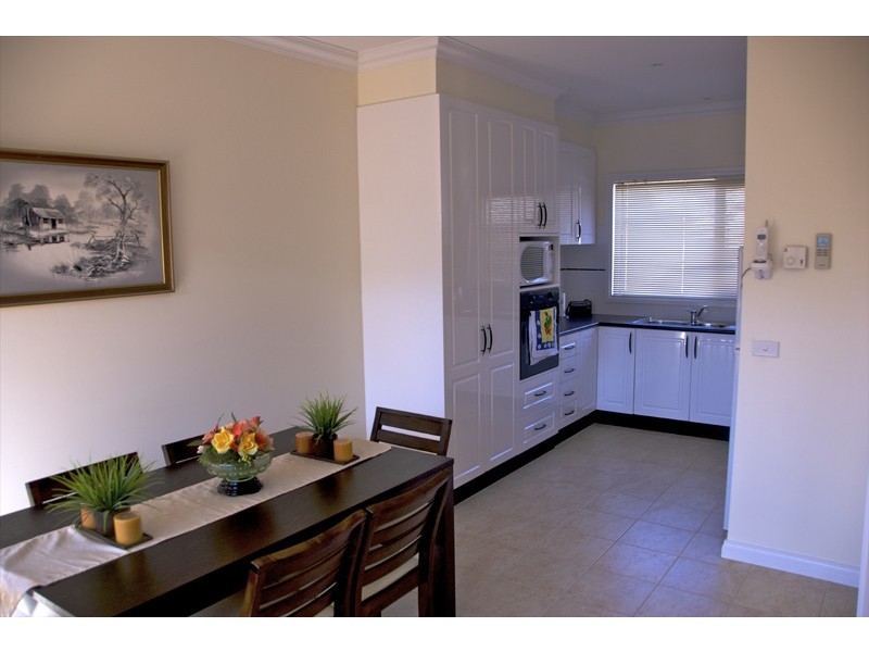 1/147 Evans Street, Sunbury VIC 3429