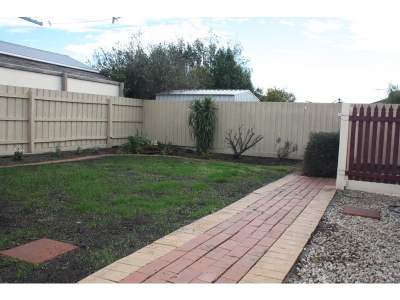 80 Sorbonne Drive, Sunbury VIC 3429