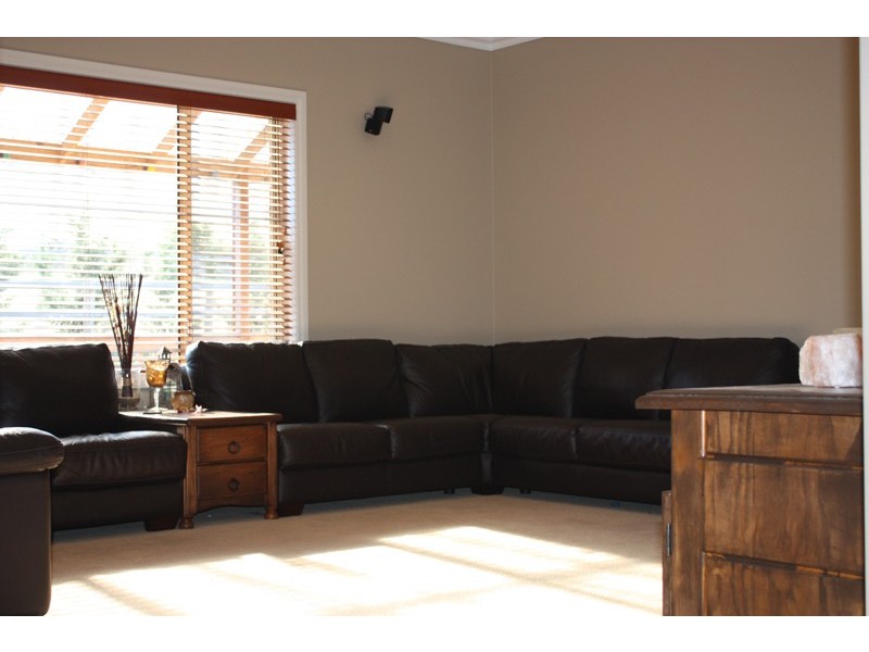 4 View Terrace, Sunbury VIC 3429