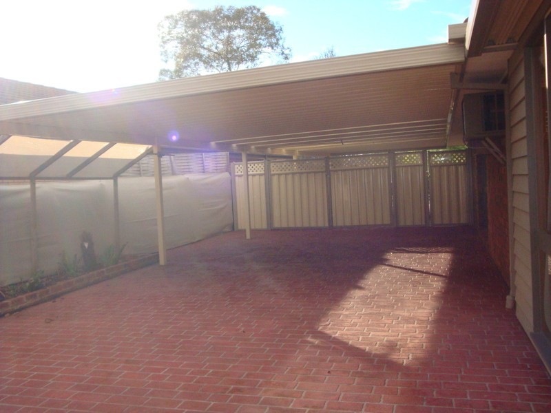 24 Holloway Close, Sunbury VIC 3429