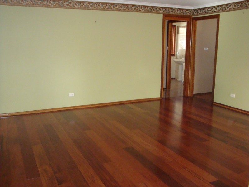 24 Holloway Close, Sunbury VIC 3429